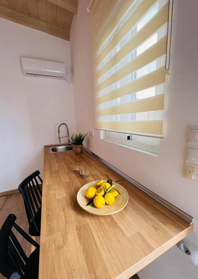 Abuelo Apartment Artemida  Esterno foto